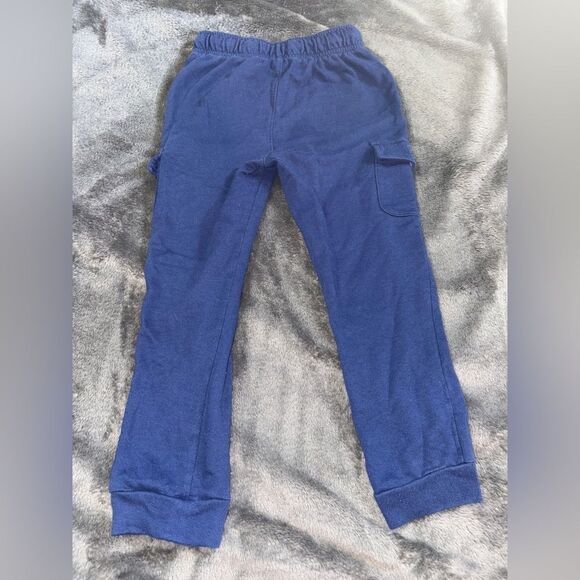 👕Boys 5t okie dokie blue cargo pants with 2 stains on front of leg-see all photo - Picture 1 of 3